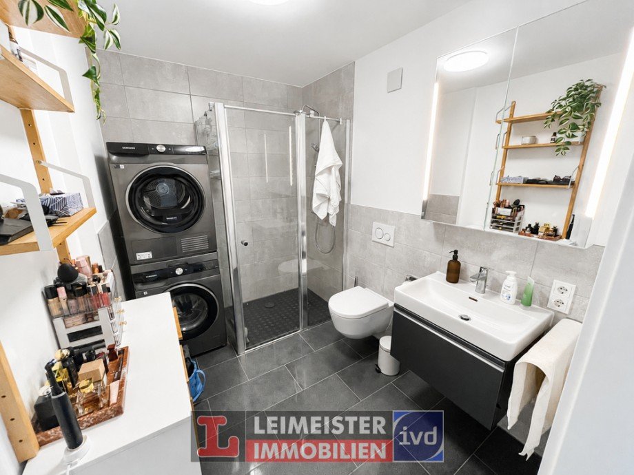 Badezimmer Etagenwohnung Aschaffenburg / Damm
