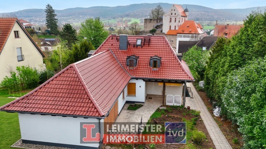 Traumhafter Burgblick Einfamilienhaus Alzenau